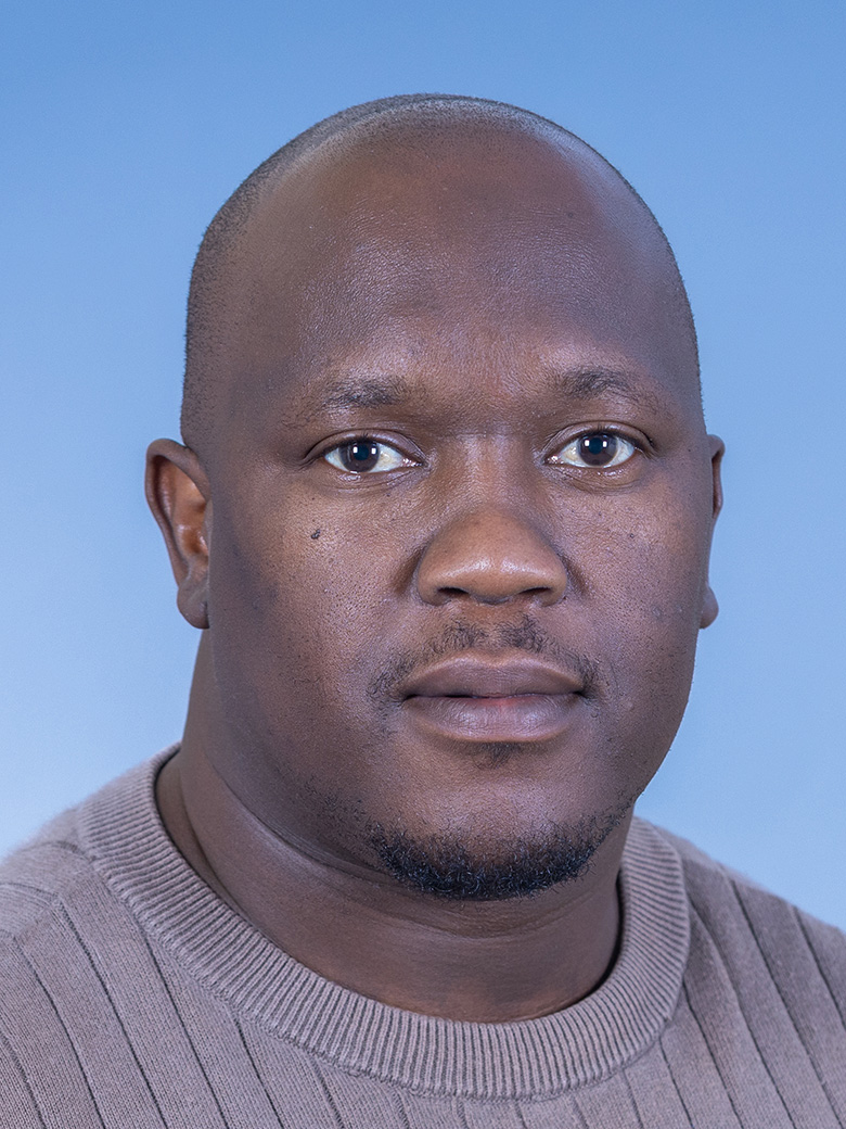 Mr T Sekgobela
